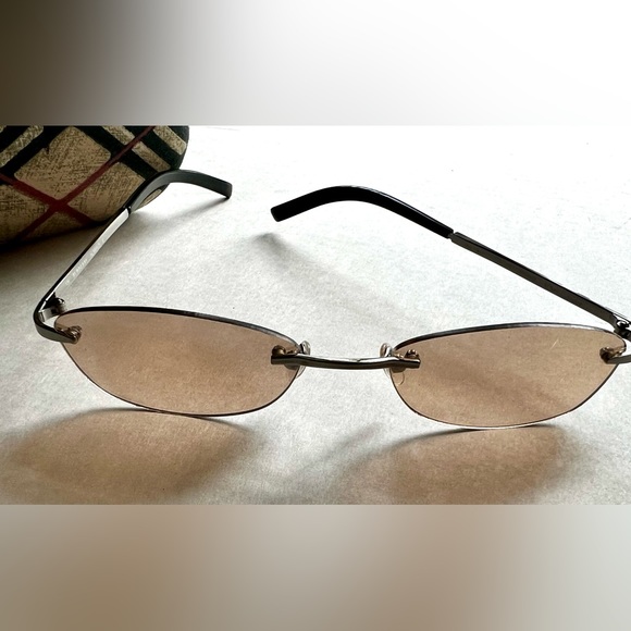 Burberry rimless sunglasses- eyeglasses - Picture 3 of 16